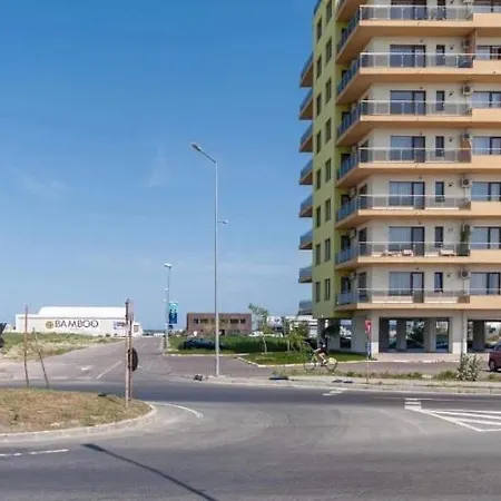 Summerland Sea View Mamaia